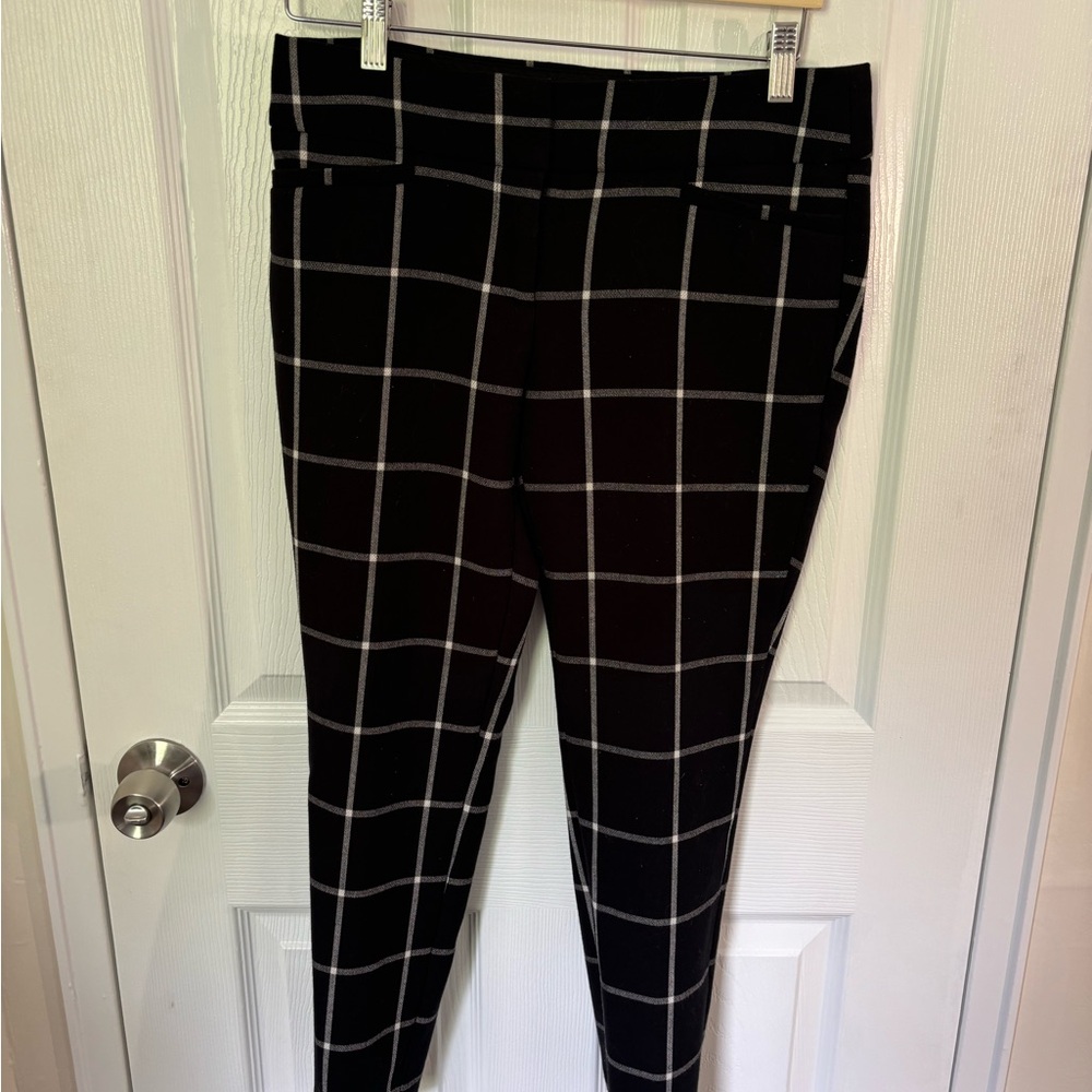 Ann Taylor Black and White Patterned Trousers